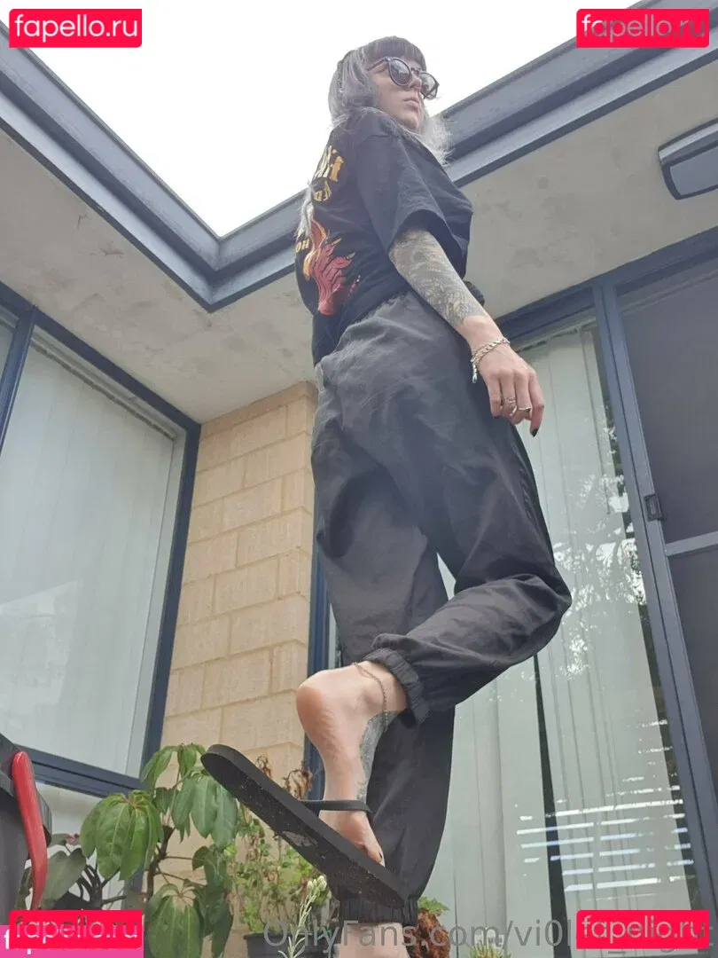 vi0let_night Onlyfans Photo Gallery 