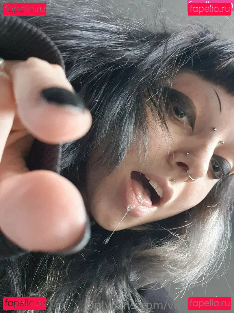 vi0let_night Onlyfans Photo Gallery 