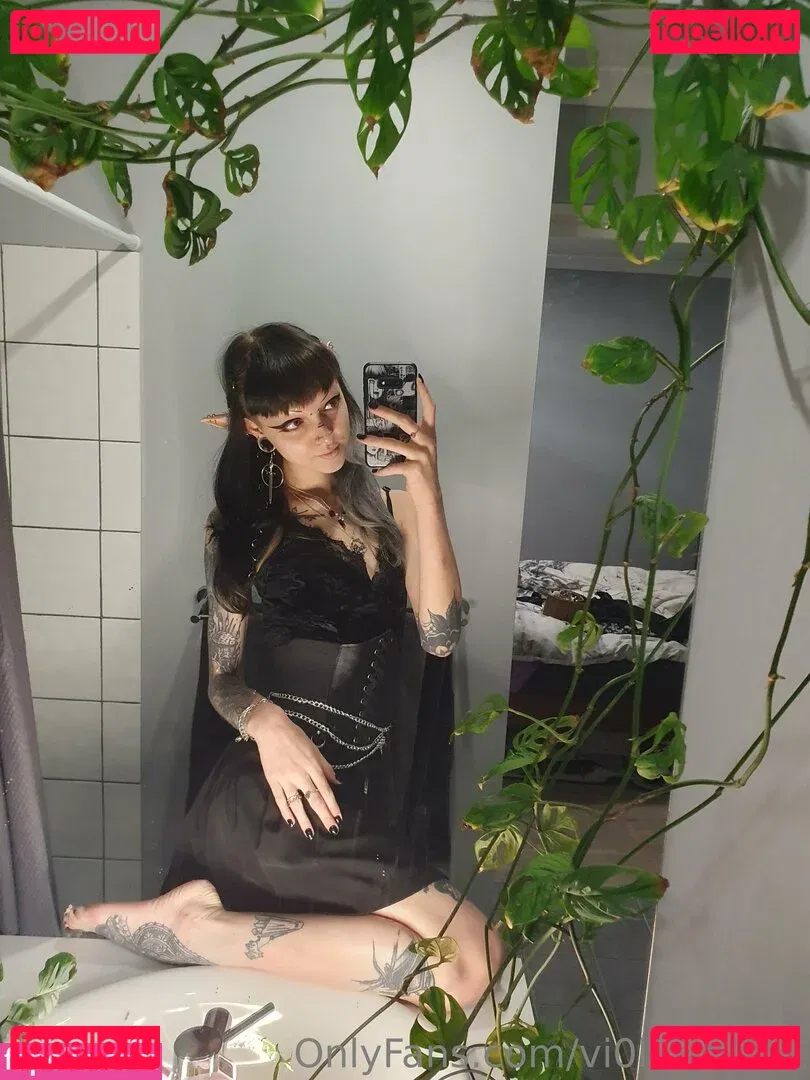 vi0let_night Onlyfans Photo Gallery 