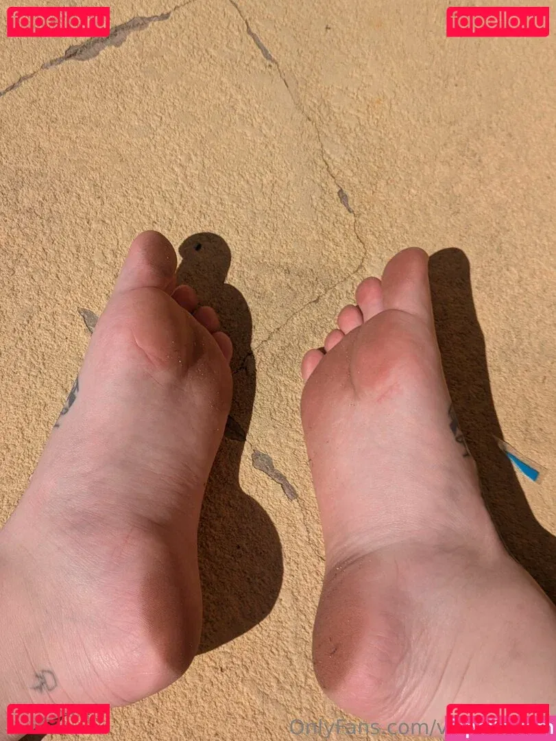 vi0let_night Onlyfans Photo Gallery 