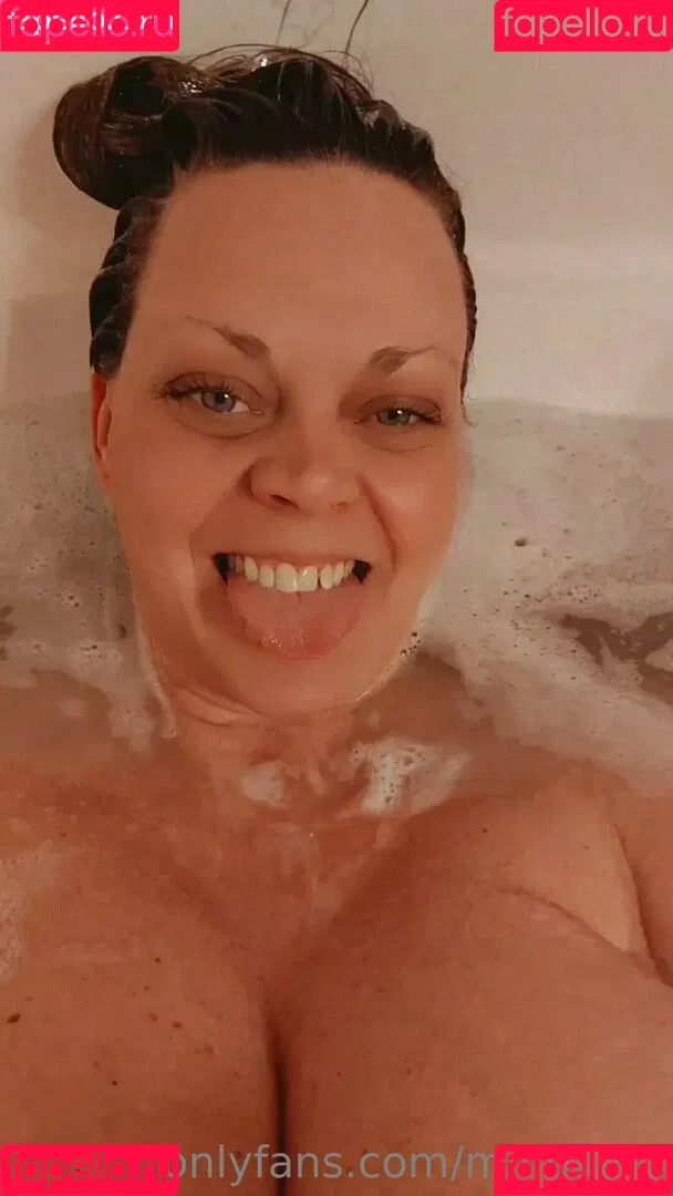 itsdianeandrews Onlyfans Photo Gallery 