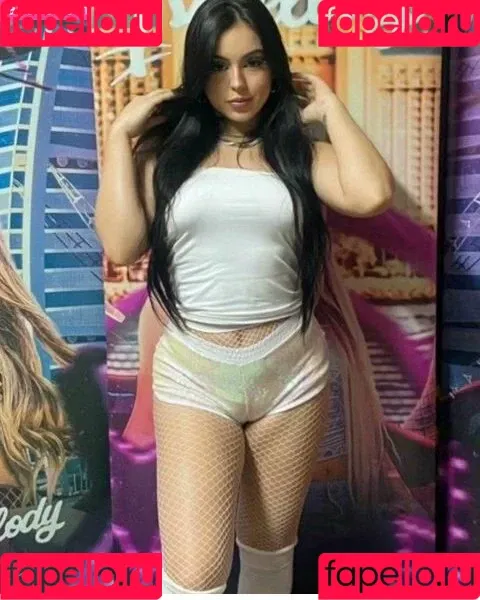 Bella Angel Dezoitou Onlyfans Photo Gallery 
