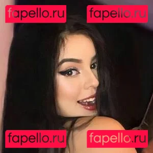 Bella Angel Dezoitou Onlyfans Photo Gallery 