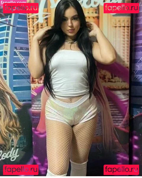 Bella Angel Dezoitou Onlyfans Photo Gallery 