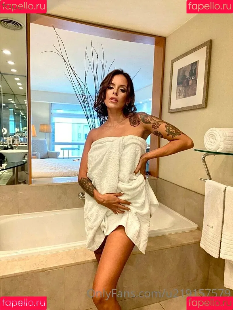 ela.bel Onlyfans Photo Gallery 