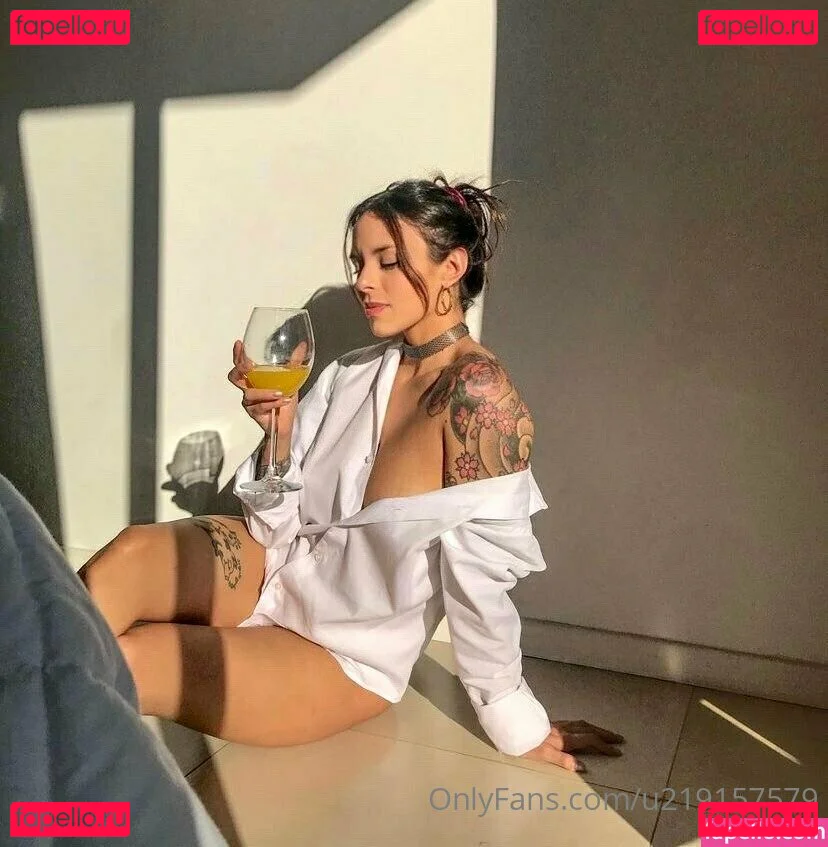 ela.bel Onlyfans Photo Gallery 