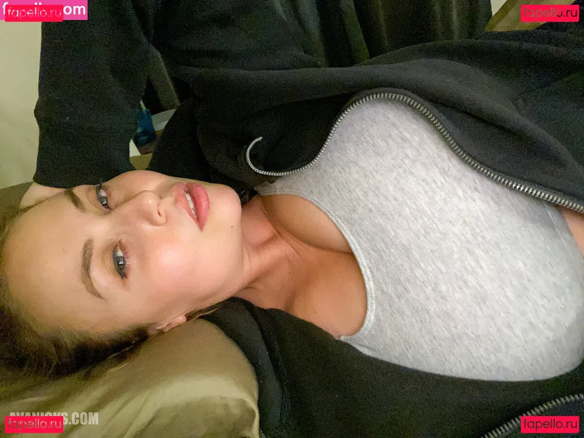 AvaNicks Onlyfans Photo Gallery 