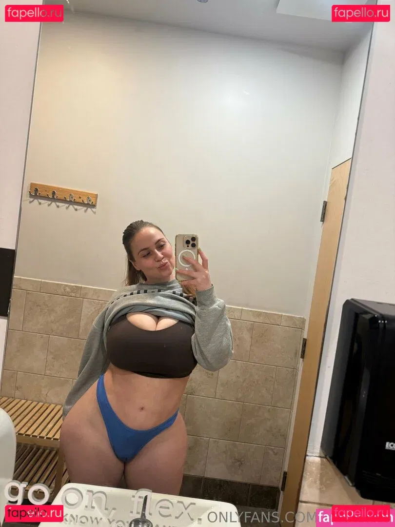 AvaNicks Onlyfans Photo Gallery 