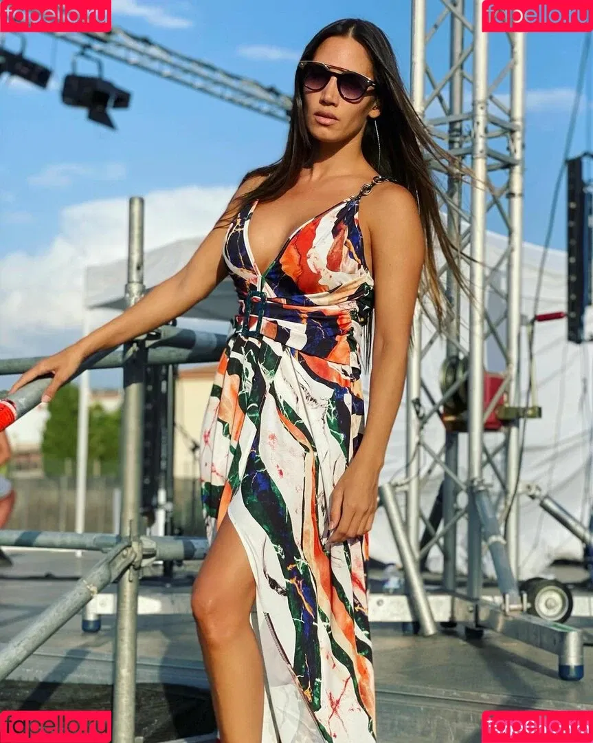 India Martinez Onlyfans Photo Gallery 