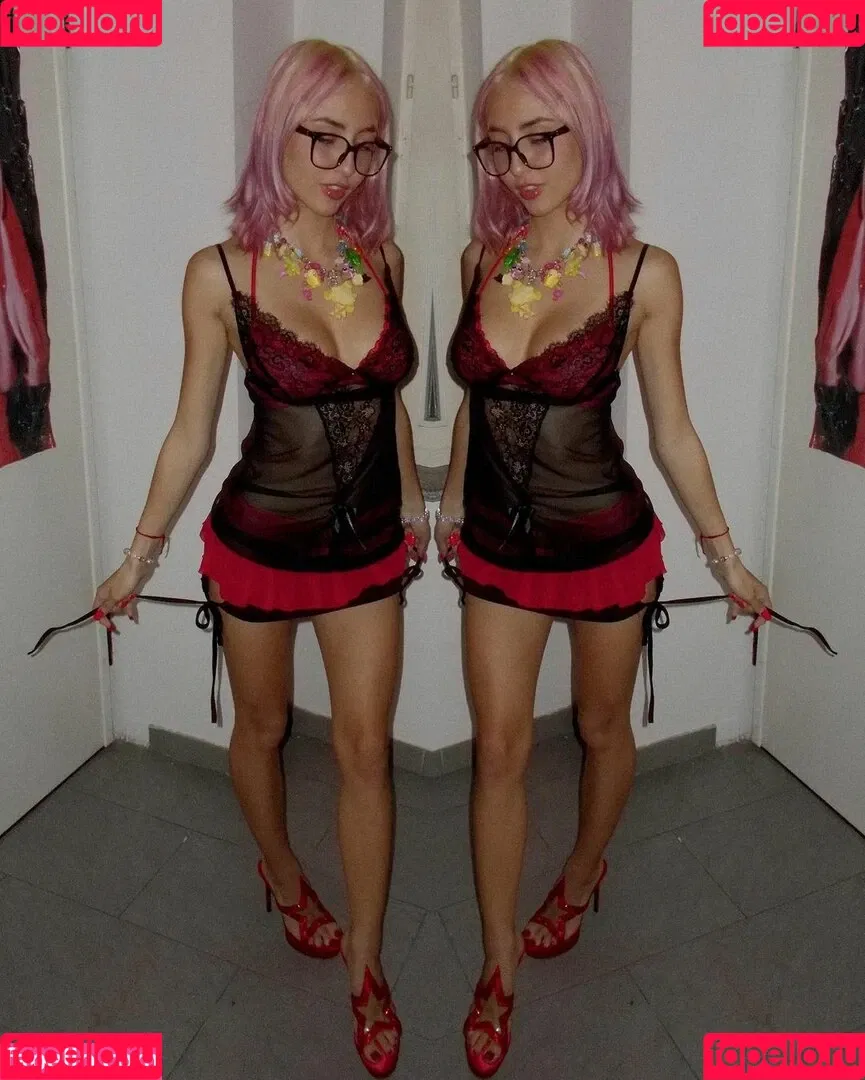 Ksukkiss Onlyfans Photo Gallery 