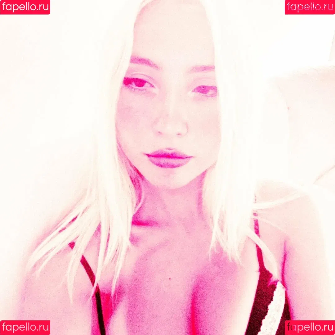 Ksukkiss Onlyfans Photo Gallery 