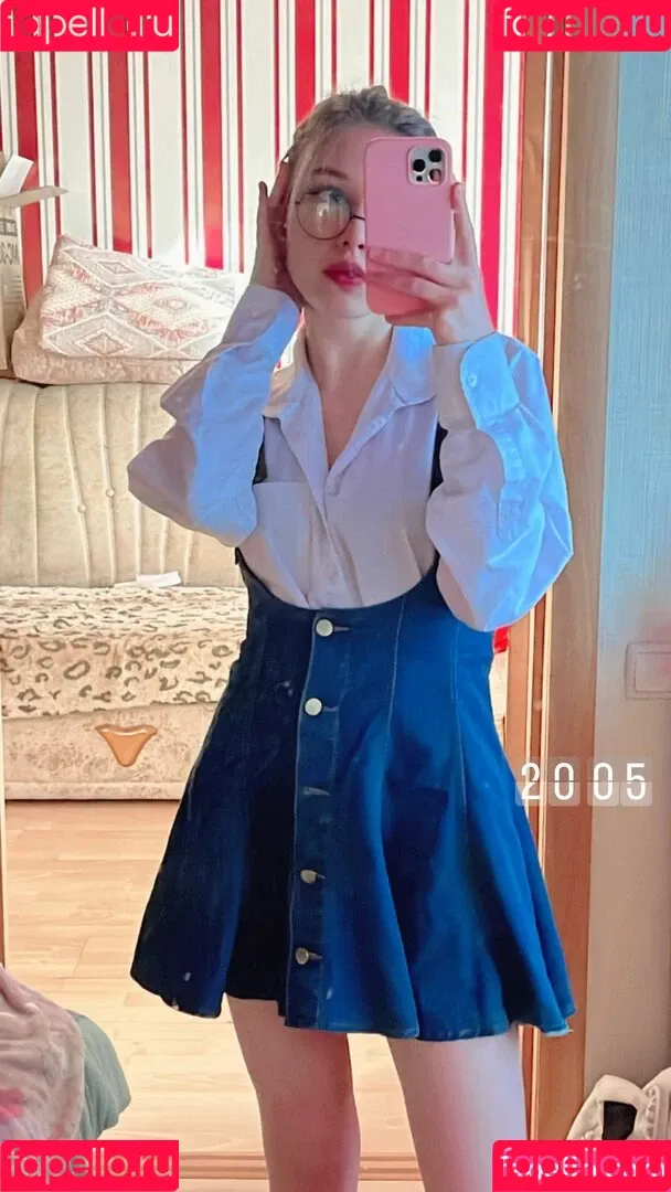 sadbabyvikki Onlyfans Photo Gallery 