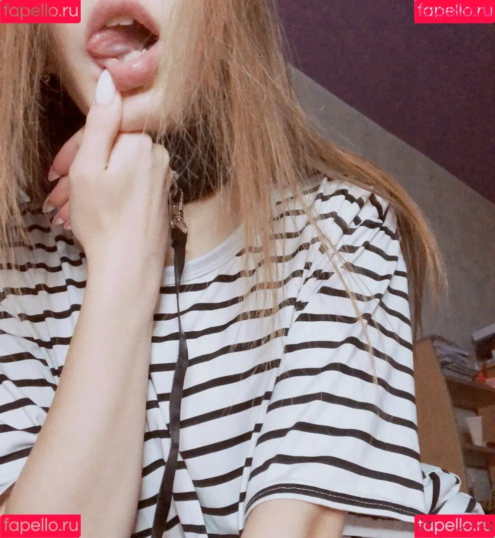 sadbabyvikki Onlyfans Photo Gallery 