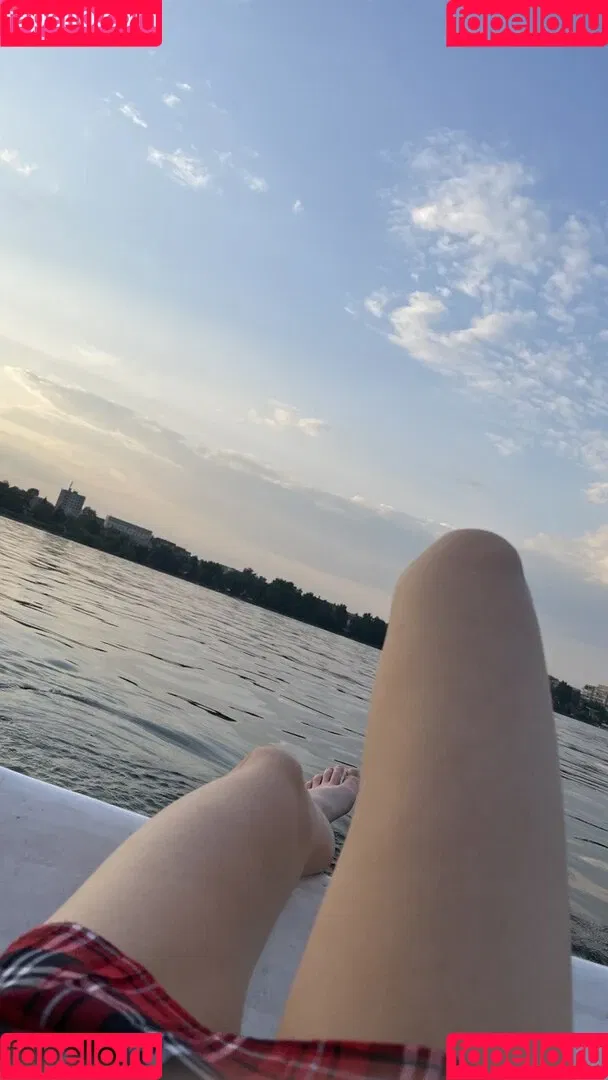 sadbabyvikki Onlyfans Photo Gallery 