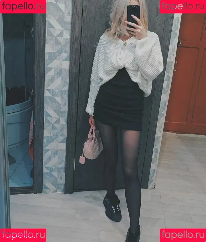 sadbabyvikki Onlyfans Photo Gallery 