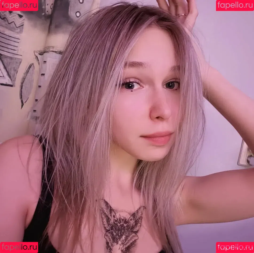 sadbabyvikki Onlyfans Photo Gallery 