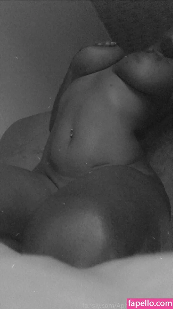 Aphrodite_thewitch Onlyfans Photo Gallery 