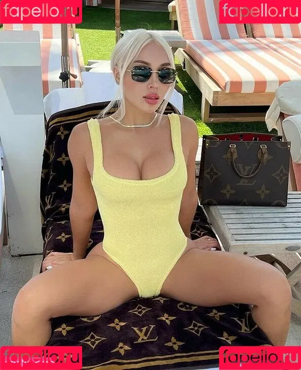 Daniella Chavez Onlyfans Photo Gallery 