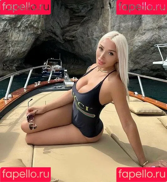 Daniella Chavez Onlyfans Photo Gallery 