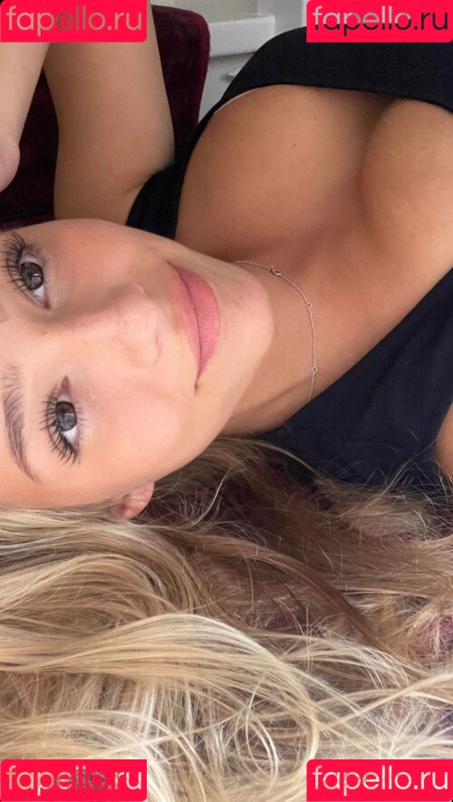 Delfine Stal Nude Onlyfans Photo 28