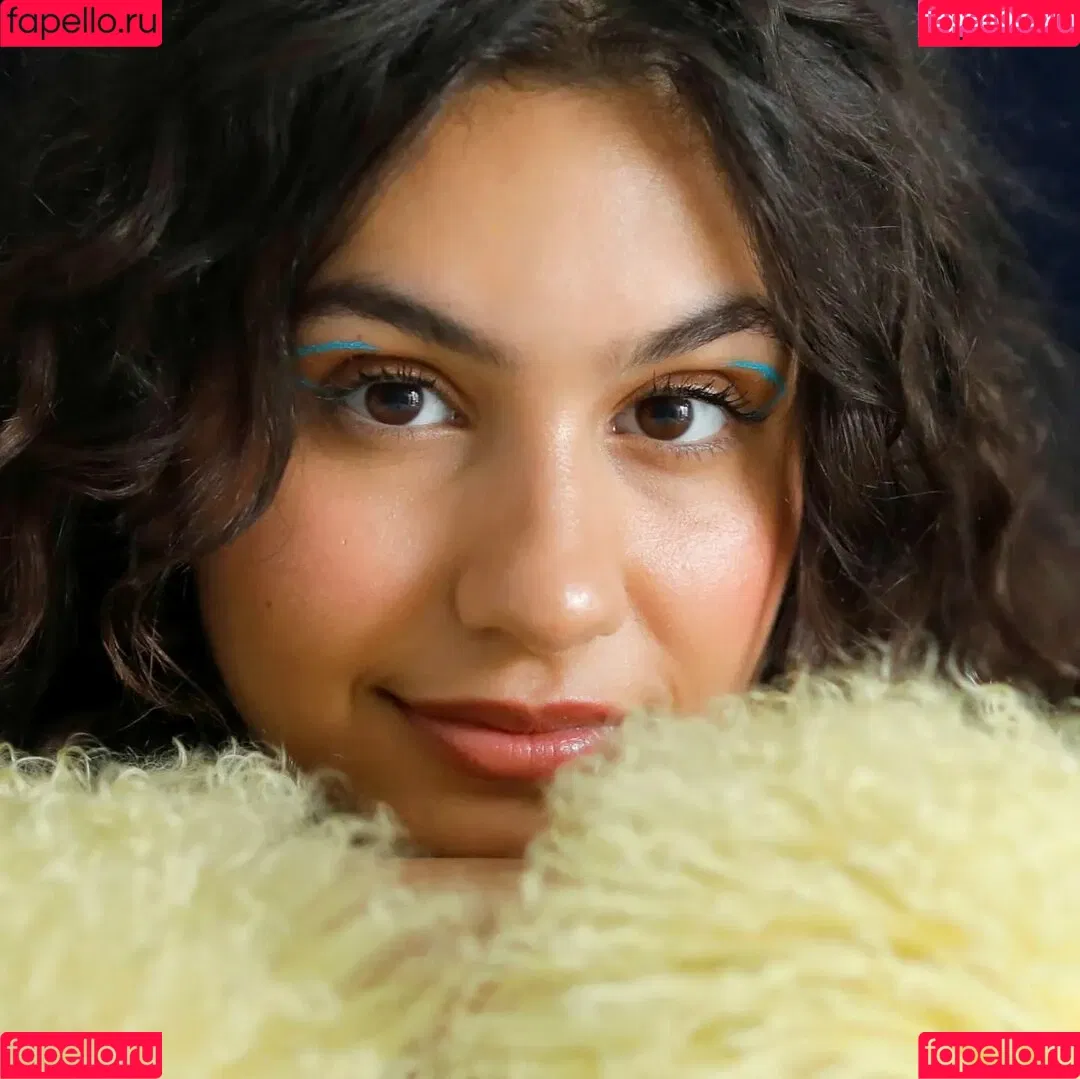 Alessia Cara Onlyfans Photo Gallery 