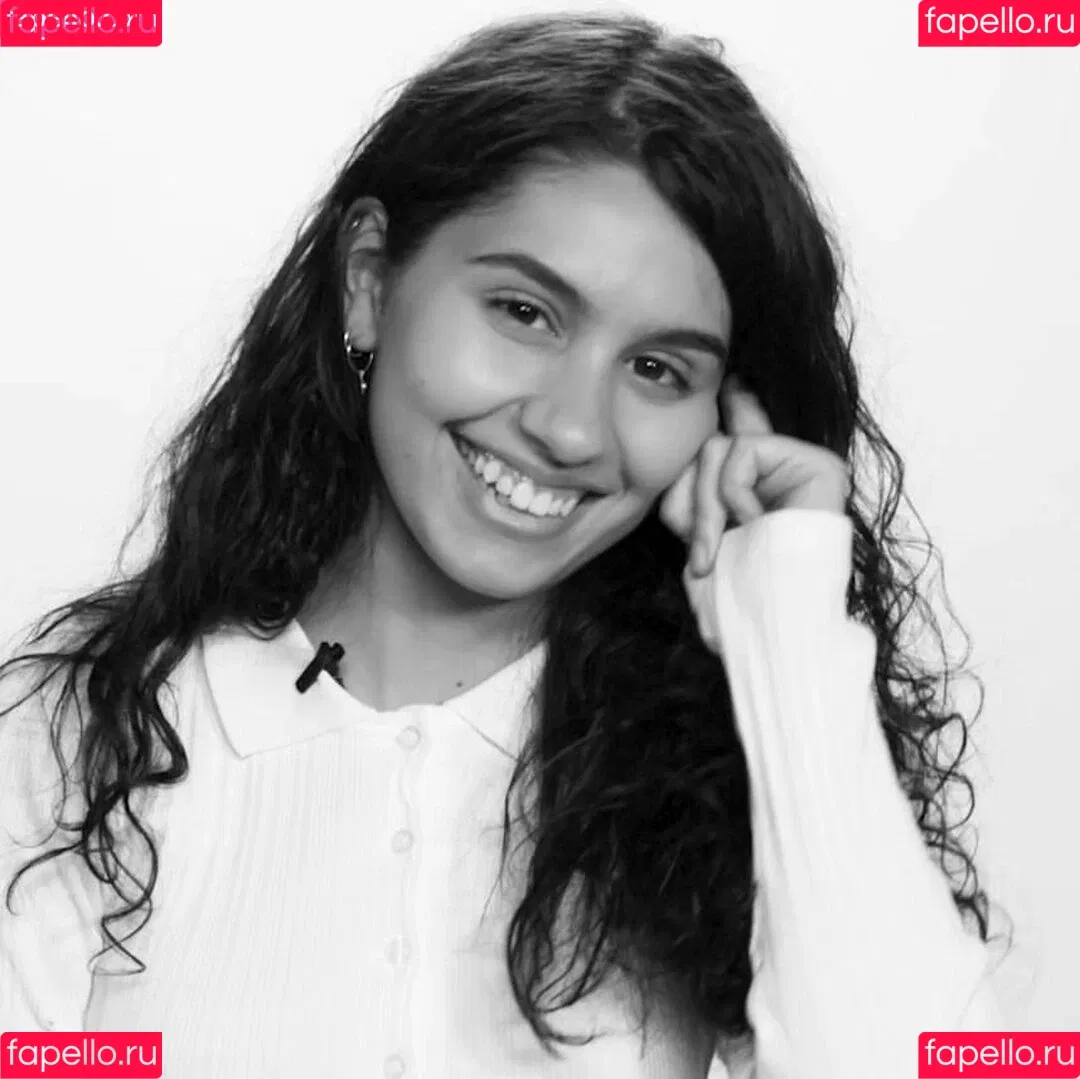 Alessia Cara Onlyfans Photo Gallery 