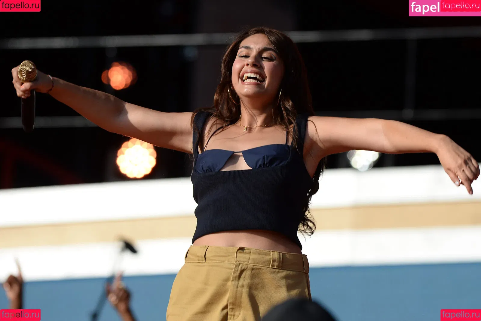 Alessia Cara Onlyfans Photo Gallery 