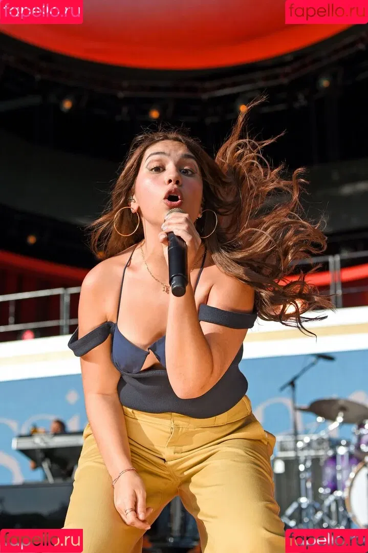 Alessia Cara Onlyfans Photo Gallery 