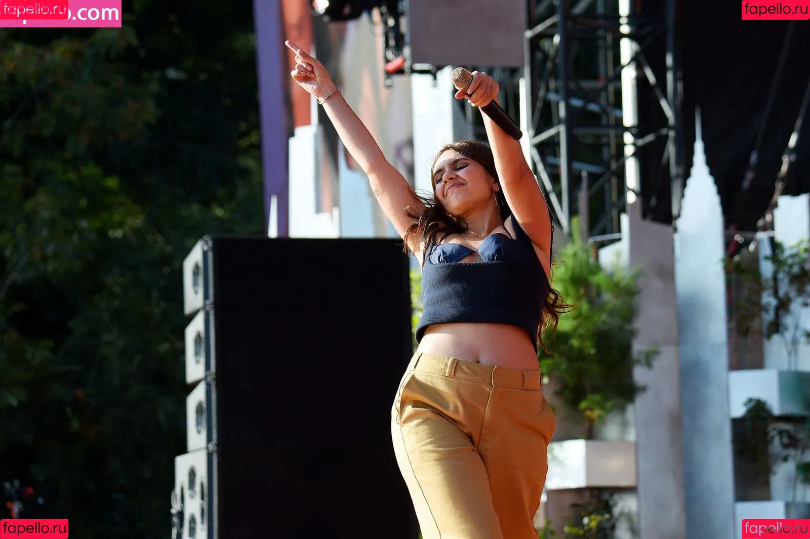 Alessia Cara Onlyfans Photo Gallery 