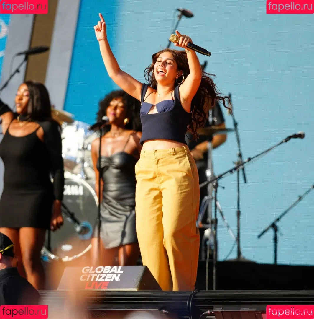 Alessia Cara Onlyfans Photo Gallery 
