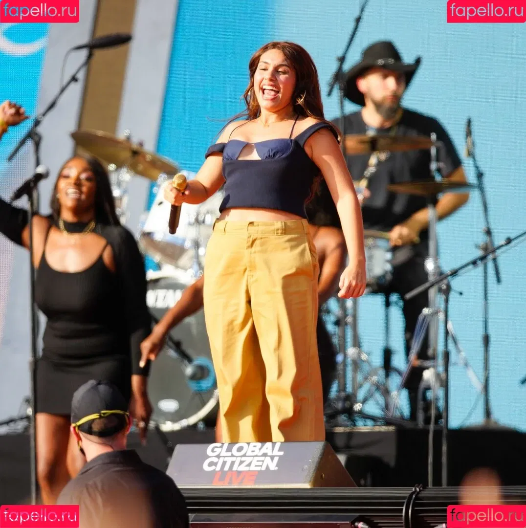 Alessia Cara Onlyfans Photo Gallery 