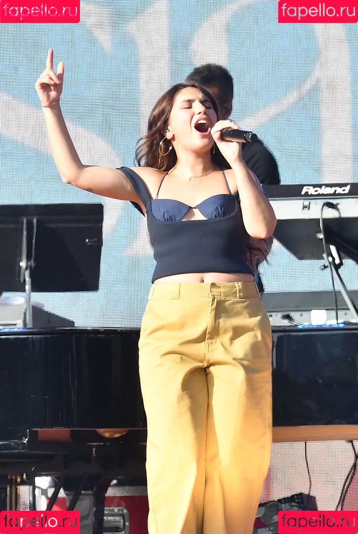 Alessia Cara Onlyfans Photo Gallery 