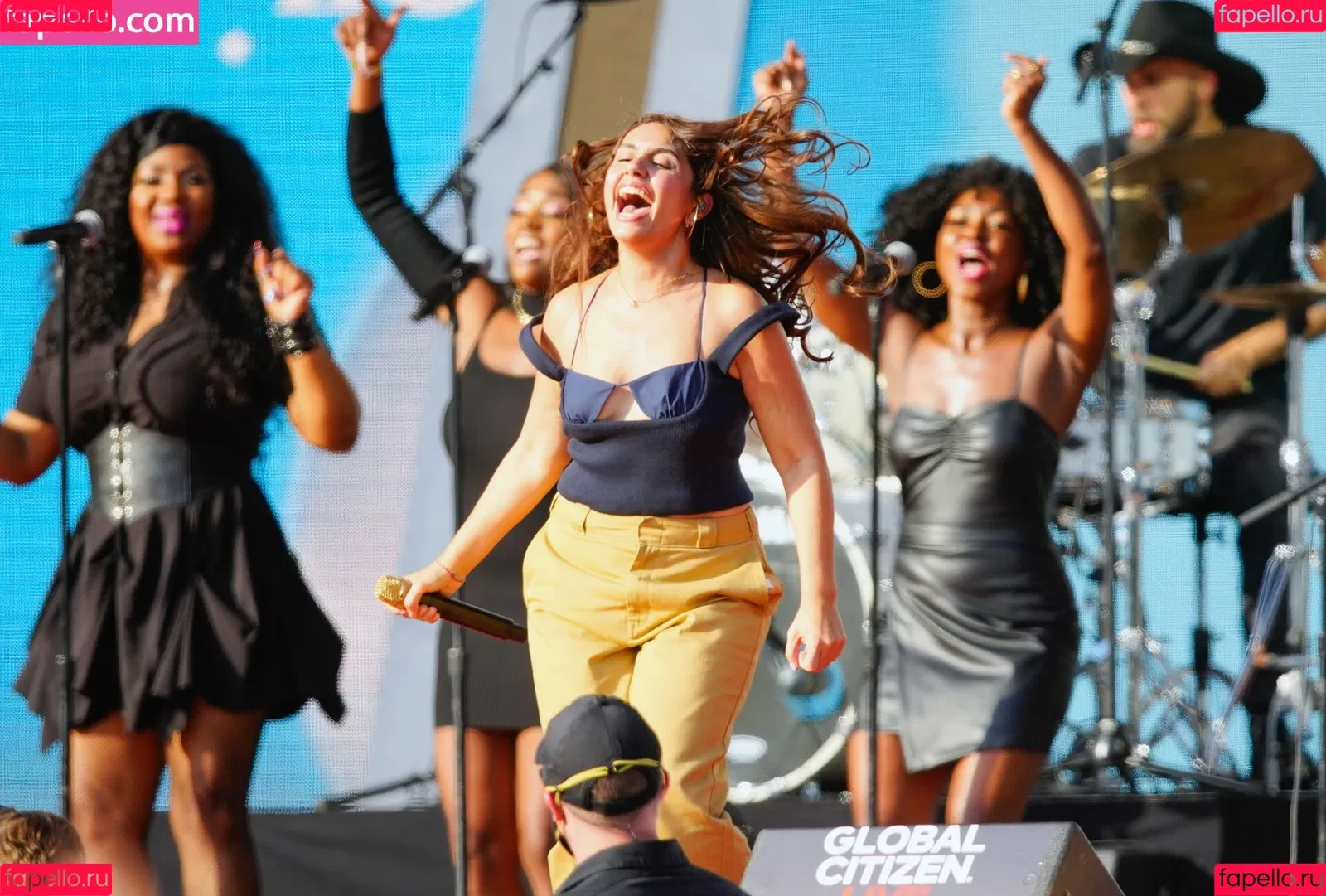Alessia Cara Onlyfans Photo Gallery 