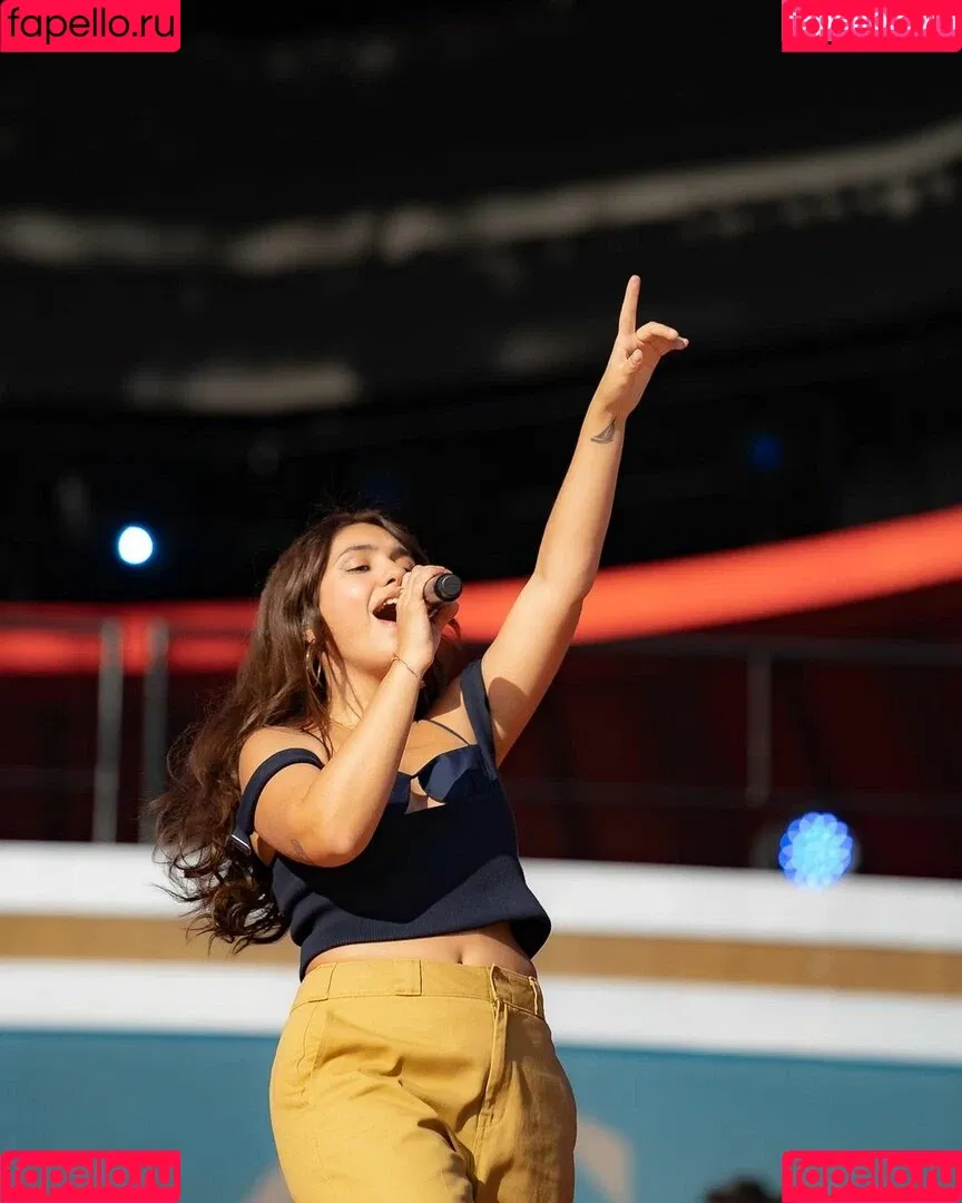 Alessia Cara Onlyfans Photo Gallery 