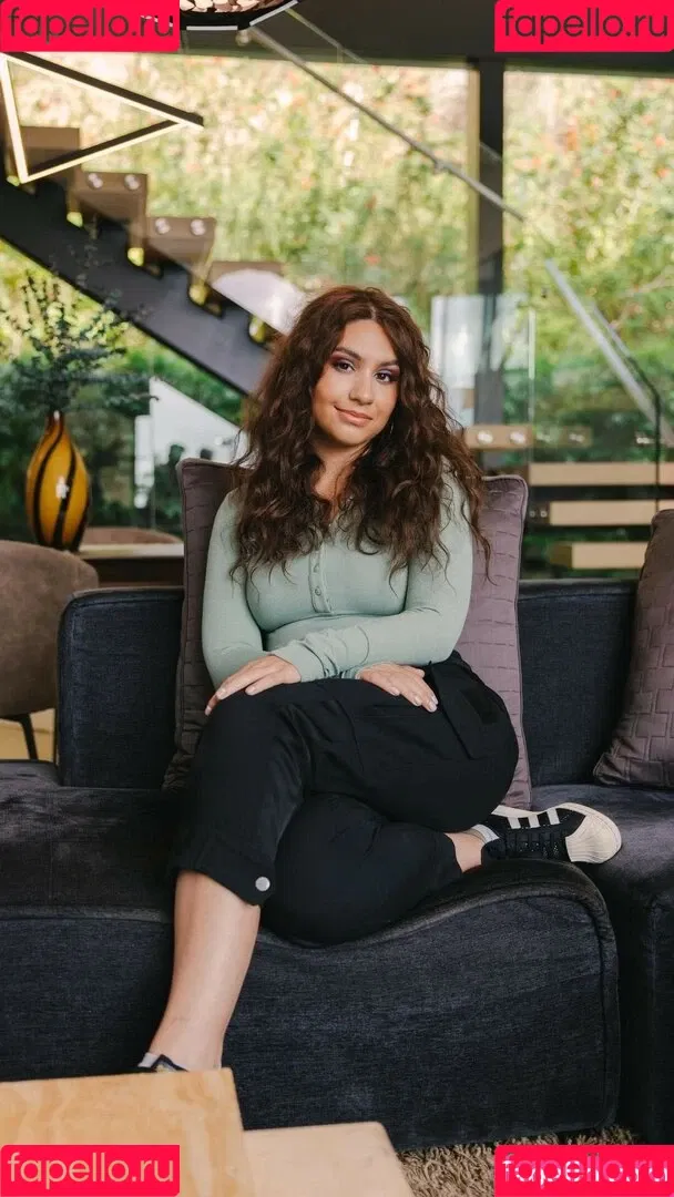 Alessia Cara Onlyfans Photo Gallery 