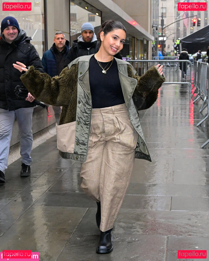 Alessia Cara Onlyfans Photo Gallery 