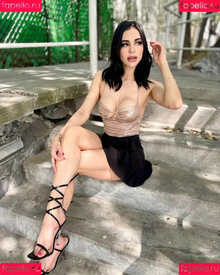 Yuli Castillo Onlyfans Photo Gallery 