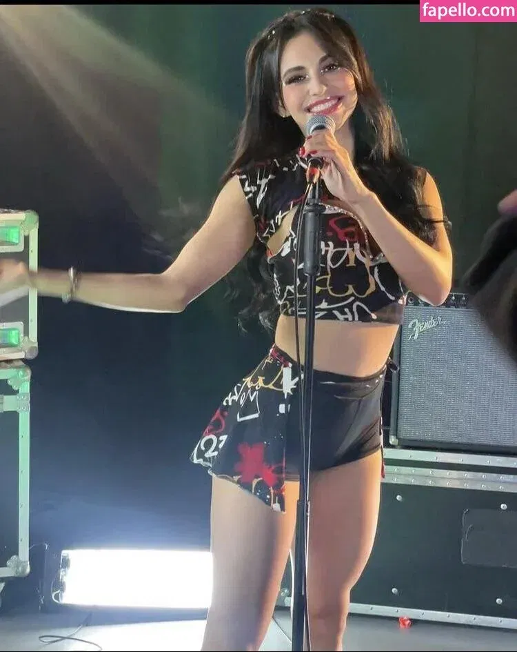 Yuli Castillo Onlyfans Photo Gallery 