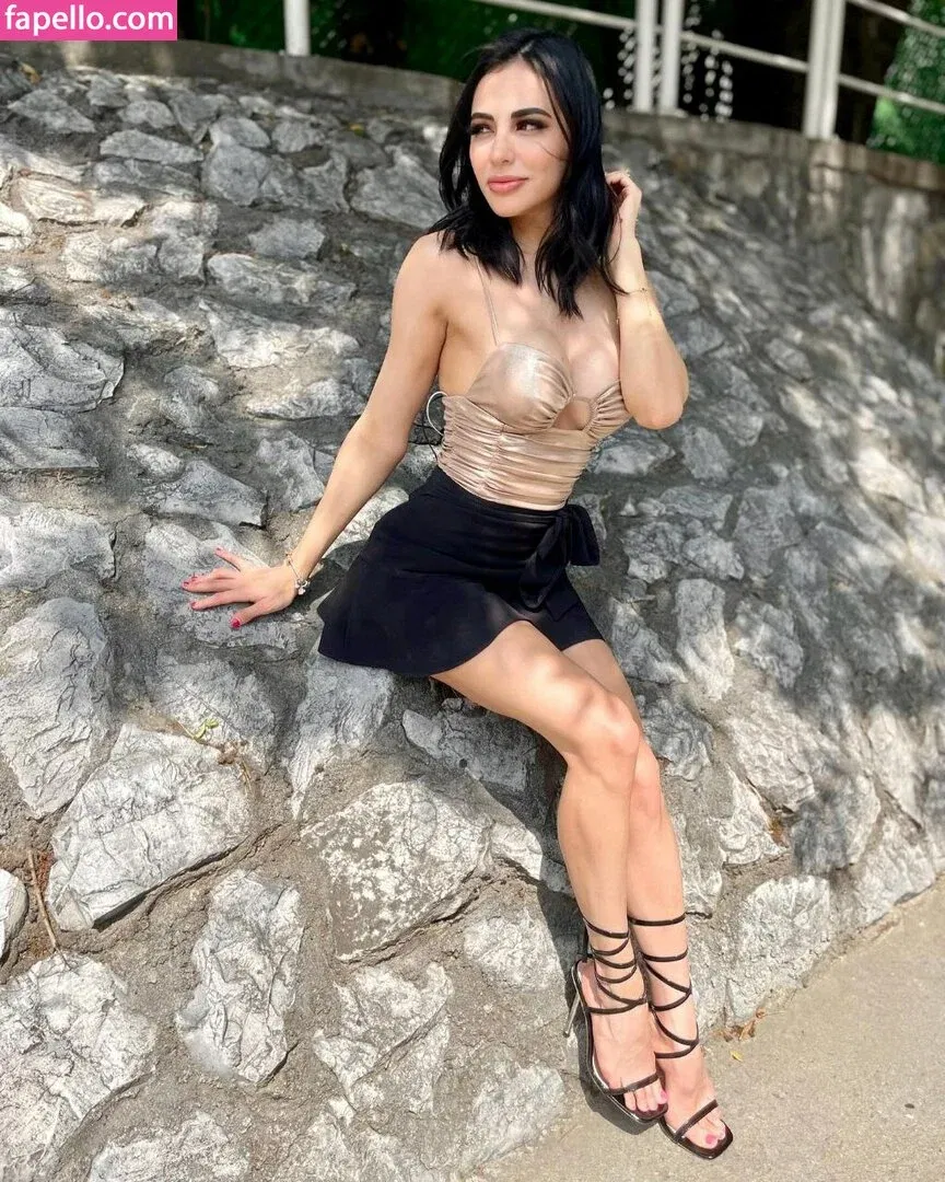 Yuli Castillo Onlyfans Photo Gallery 