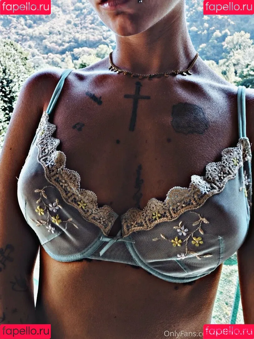 k.black.ink Onlyfans Photo Gallery 