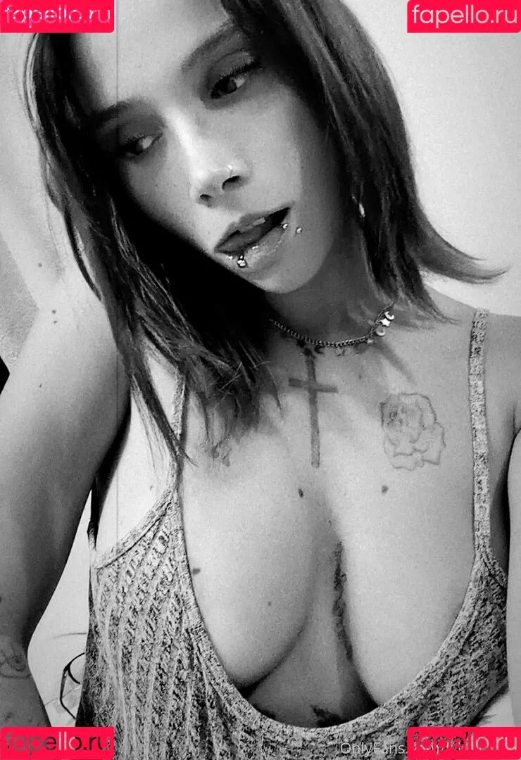 k.black.ink Onlyfans Photo Gallery 