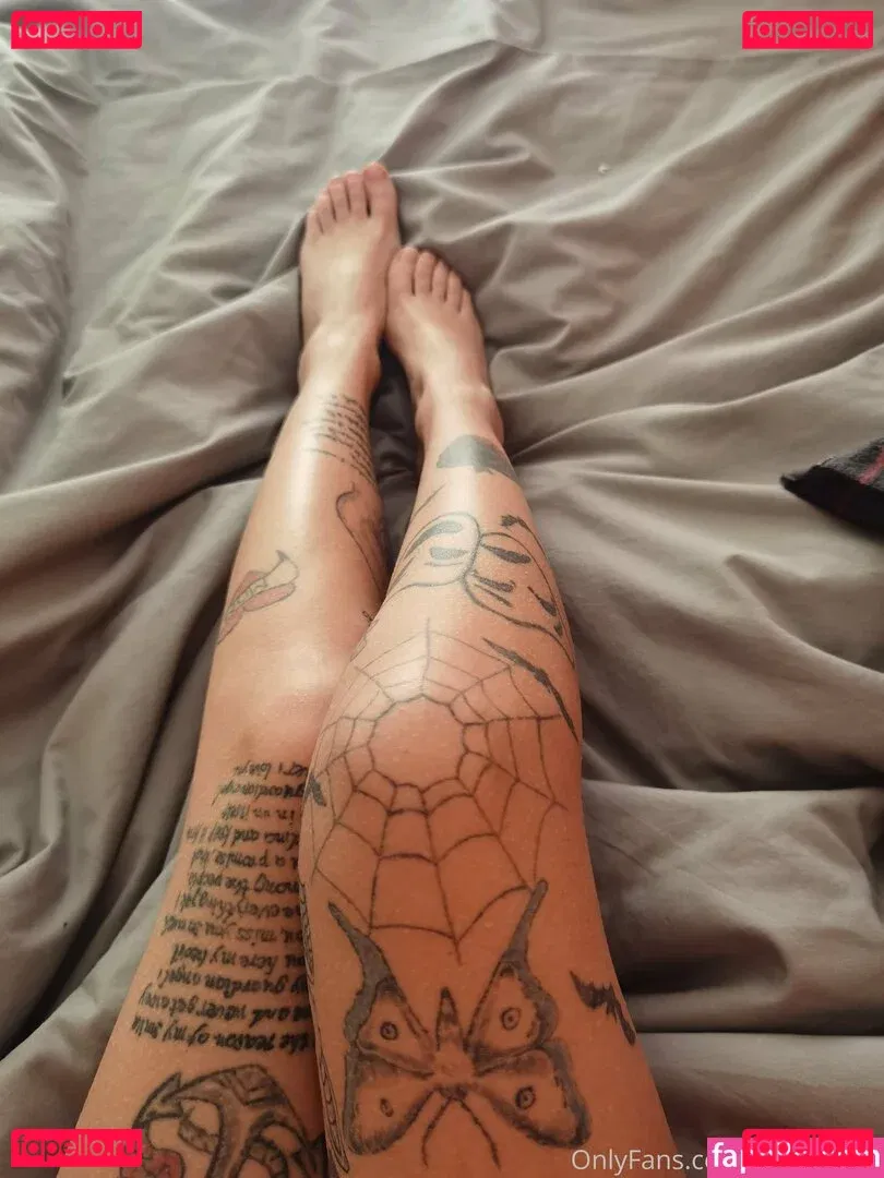 k.black.ink Onlyfans Photo Gallery 