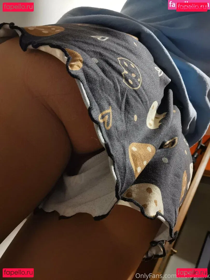 k.black.ink Onlyfans Photo Gallery 