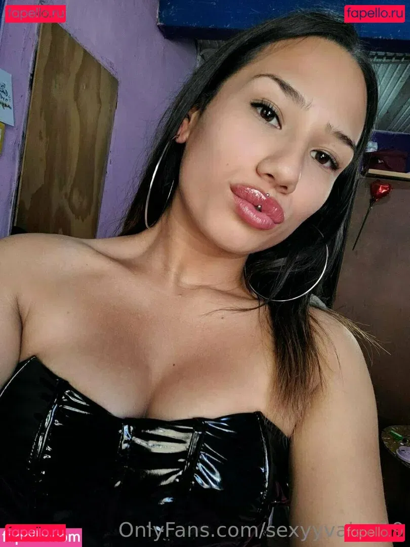 sexyyvalen19 Onlyfans Photo Gallery 