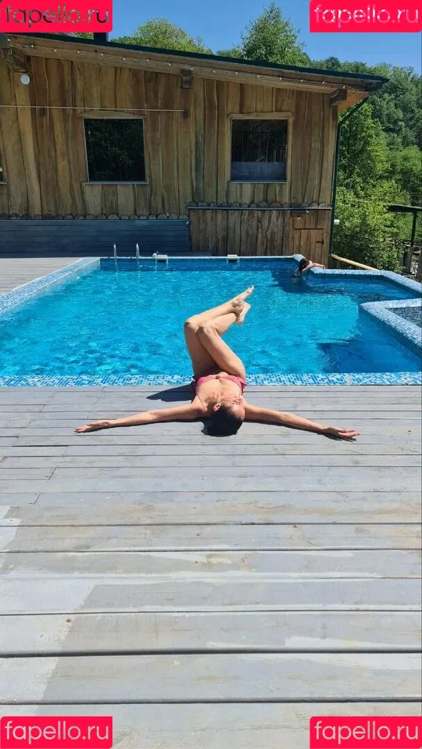 yladoyla Onlyfans Photo Gallery 