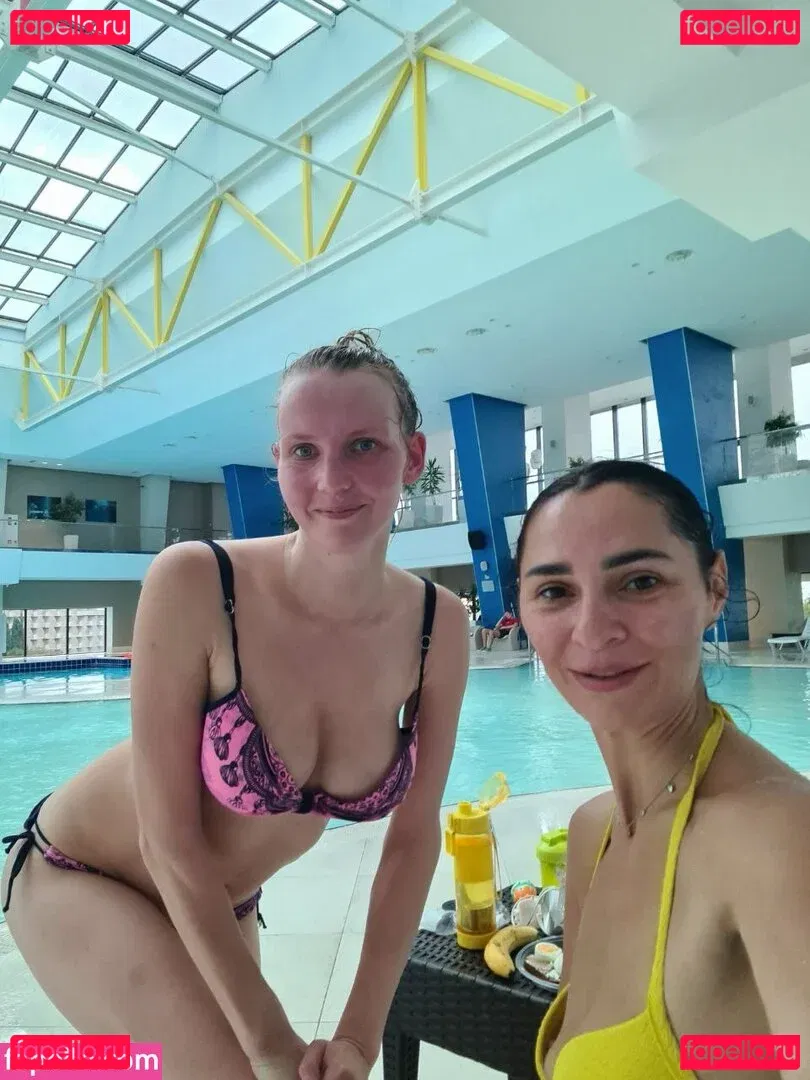 yladoyla Onlyfans Photo Gallery 