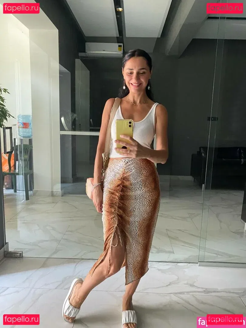 yladoyla Onlyfans Photo Gallery 