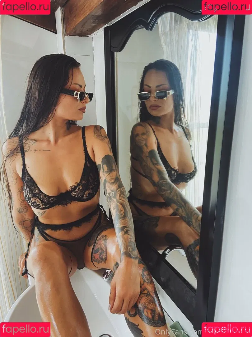 Latisha Blesk Onlyfans Photo Gallery 