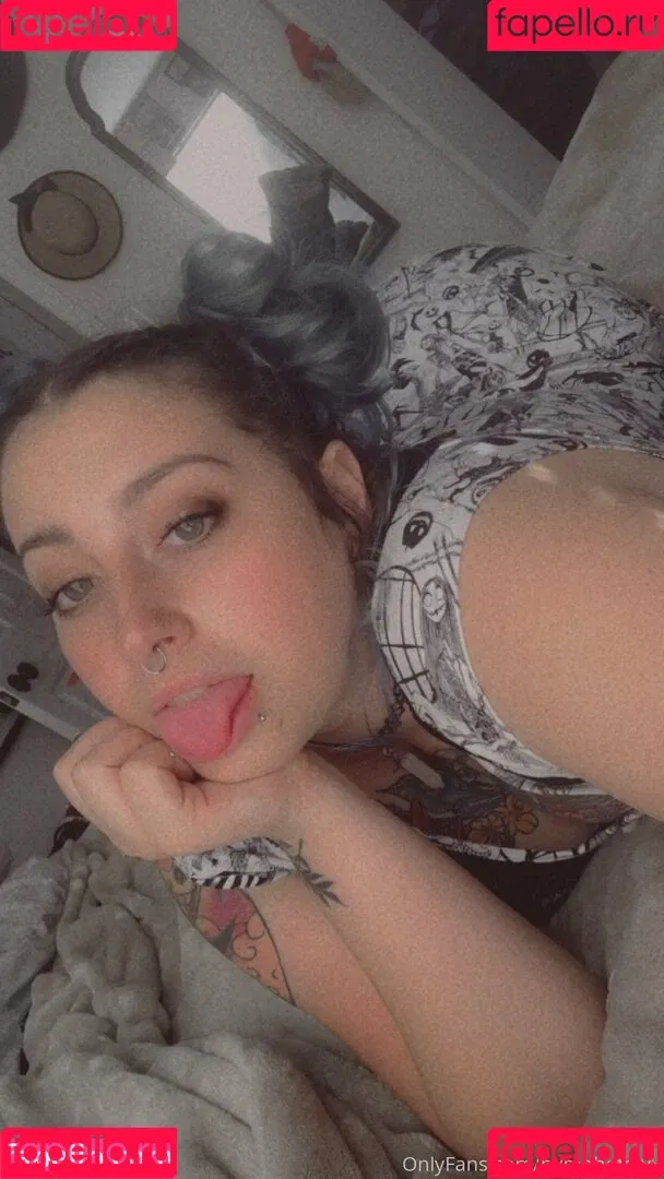 Slyvampyre Onlyfans Photo Gallery 