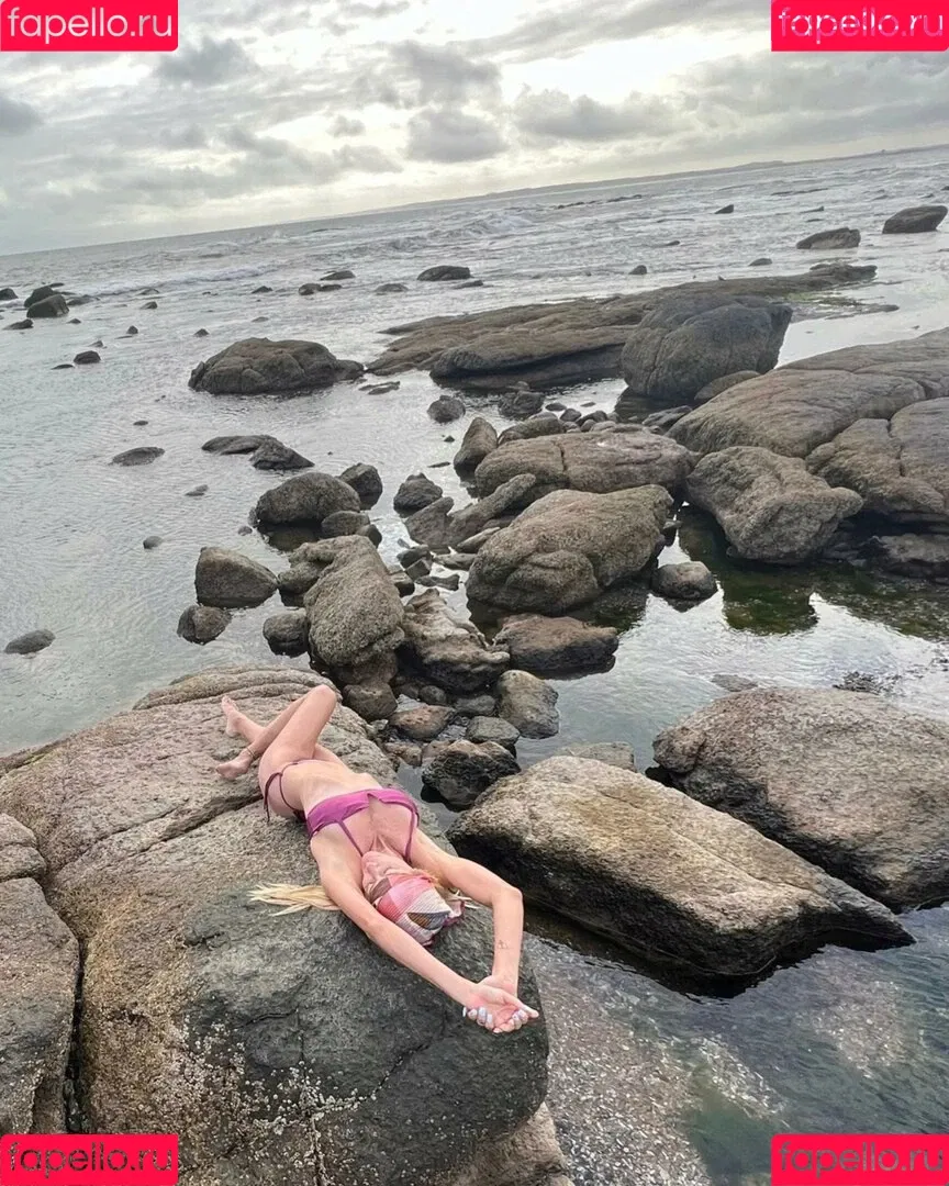 Nicole Neuman Onlyfans Photo Gallery 